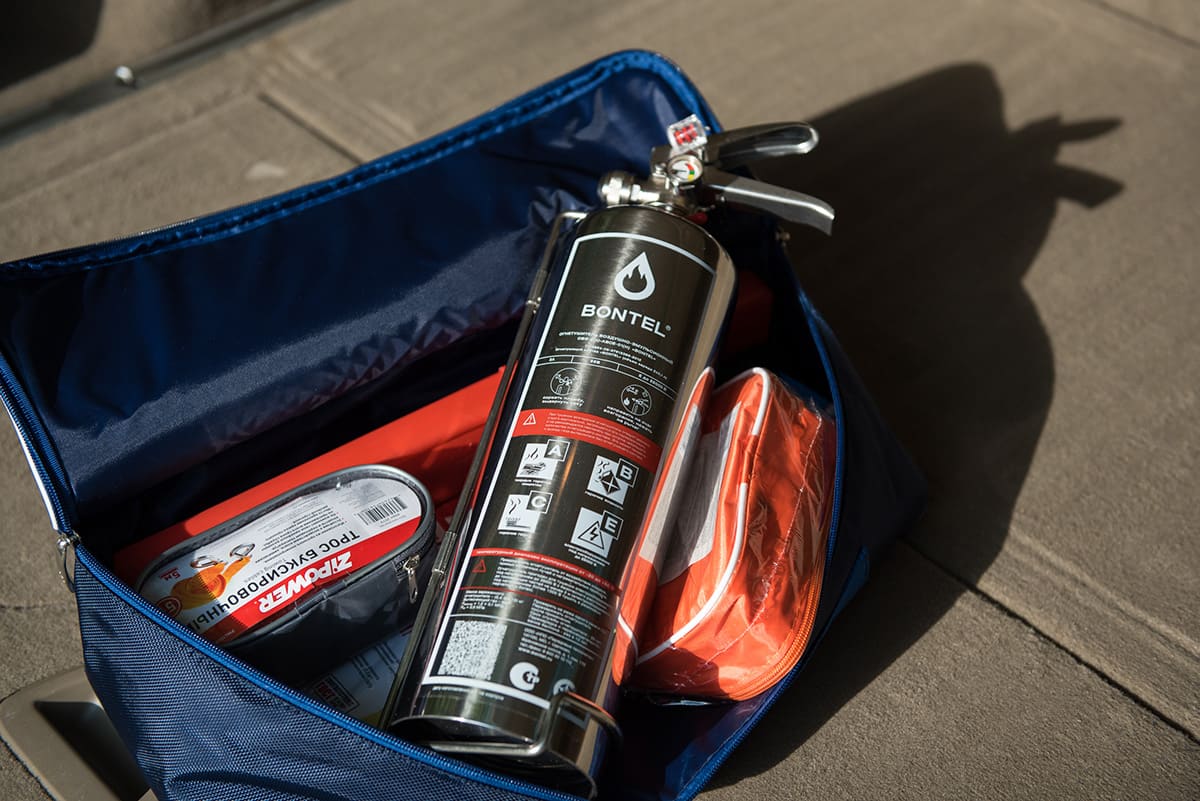 Выбираем огнетушитель для автомобиля: главное, что нужно знать 